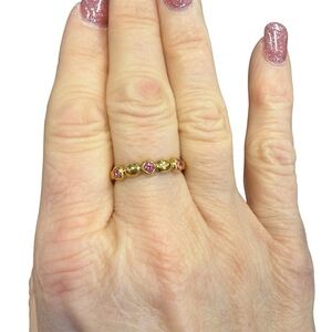 Avon Sparkle accent stackable Goldtone Ring with Pink Stones NIB 1991 size 9